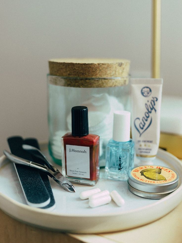 للعناية بالأظافر