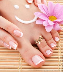 البديكير والمنيكير