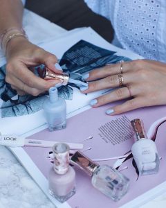 العناية بالأظافر